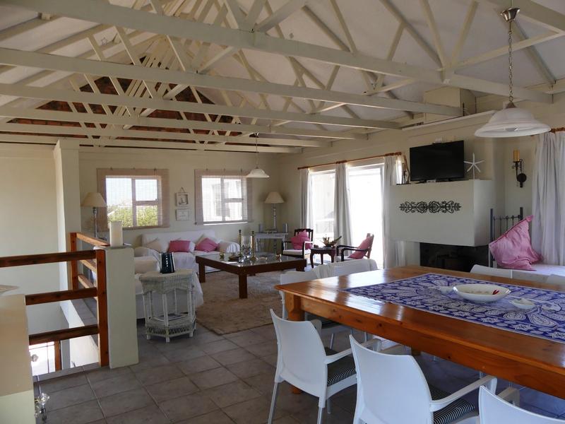 4 Bedroom Property for Sale in Golden Mile Western Cape